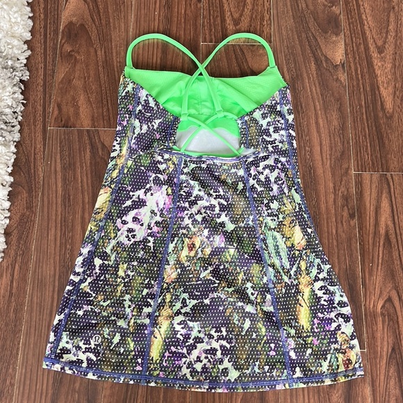 NWOT lululemon tank - Picture 3 of 3